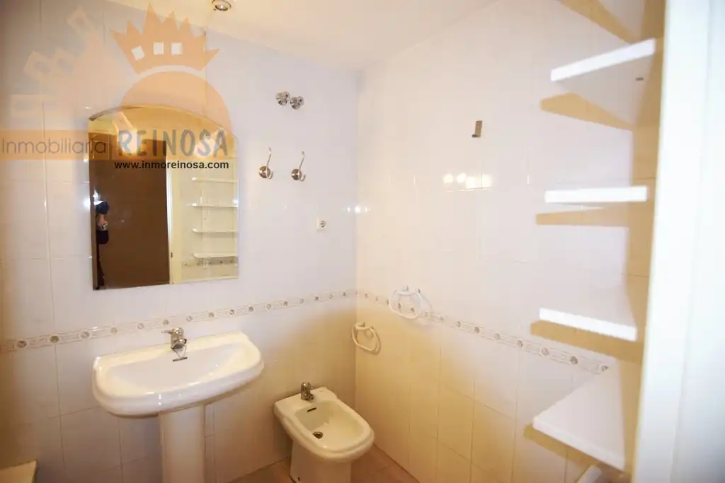 Ground floor with lift for sale in Avenida del Golf, imagen 20