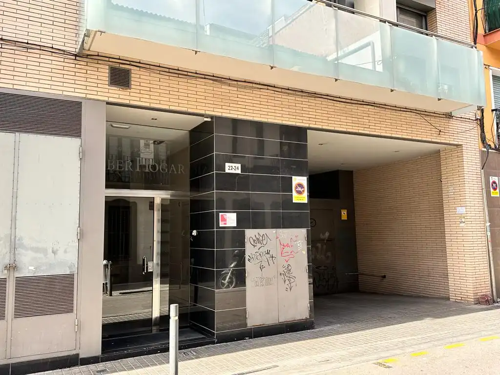 Außenansicht von Garage zur Miete in L'Hospitalet de Llobregat