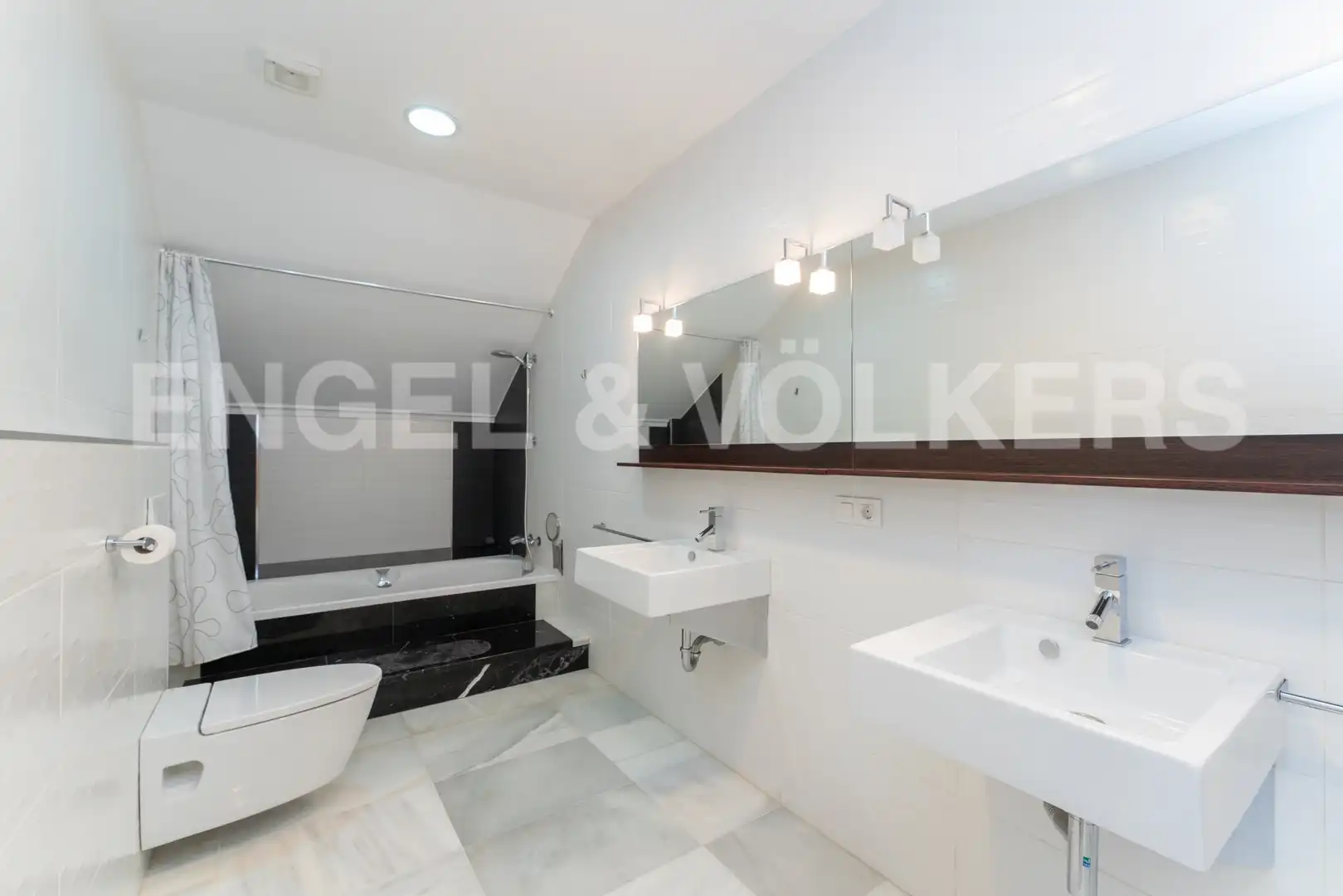 Baño de Piso en venta en Mogán con Calefacción, Terraza y Trastero