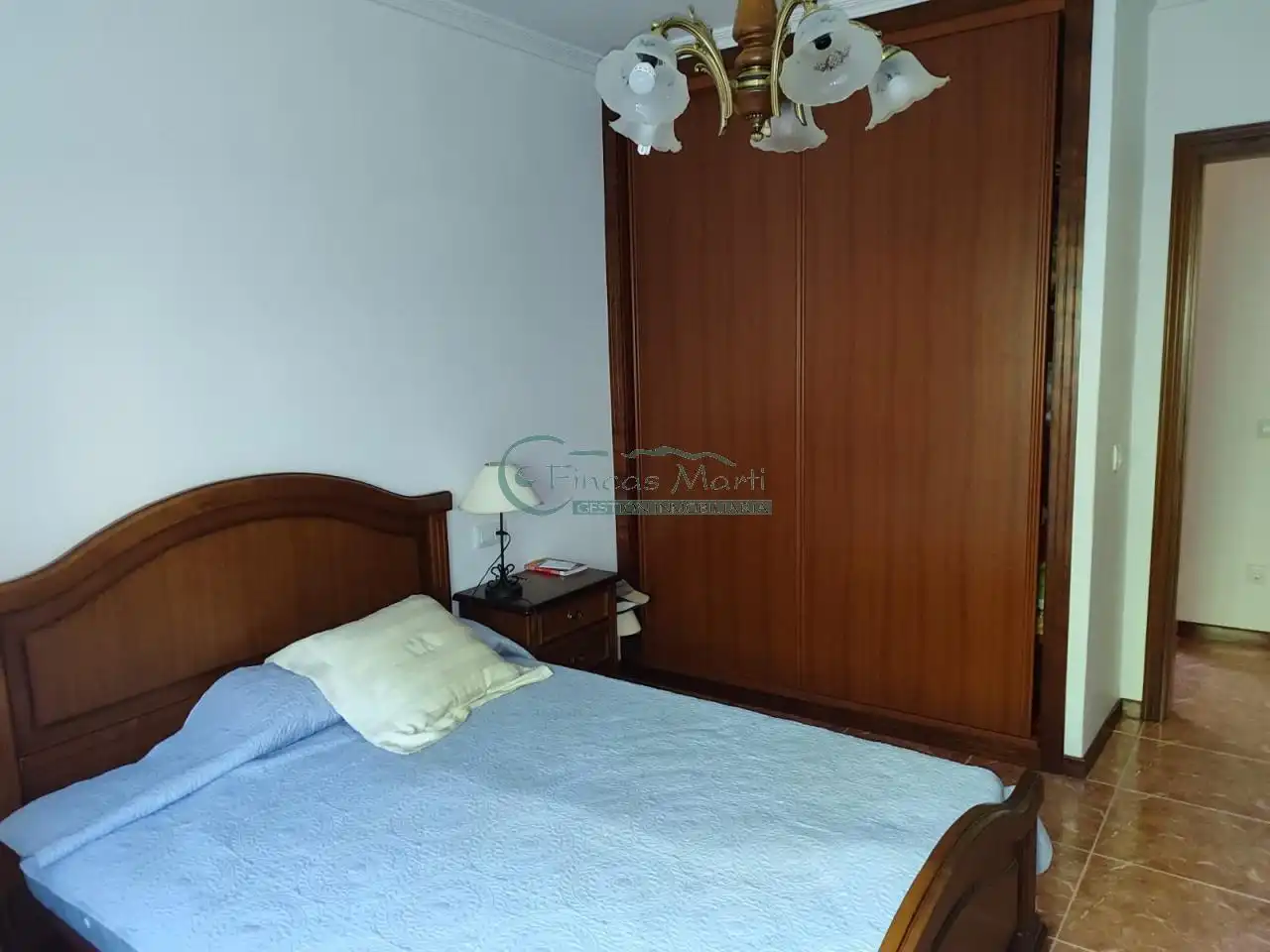 Dormitori de Casa o xalet en venda en Cangas  amb Calefacció, Jardí privat i Terrassa