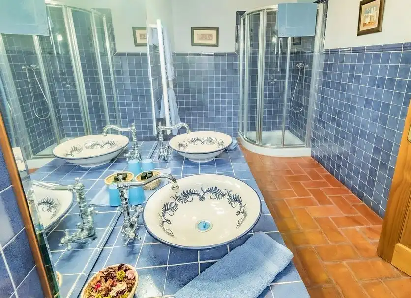 Badezimmer von Gebäude zum Verkauf in Alange
