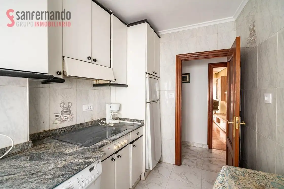 Flat for sale in Calle Secada, Cuatro Caminos
