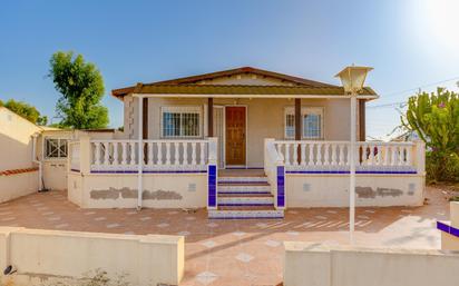 Exterior view of House or chalet for sale in Torrevieja  with Private garden, Terrace and Community pool