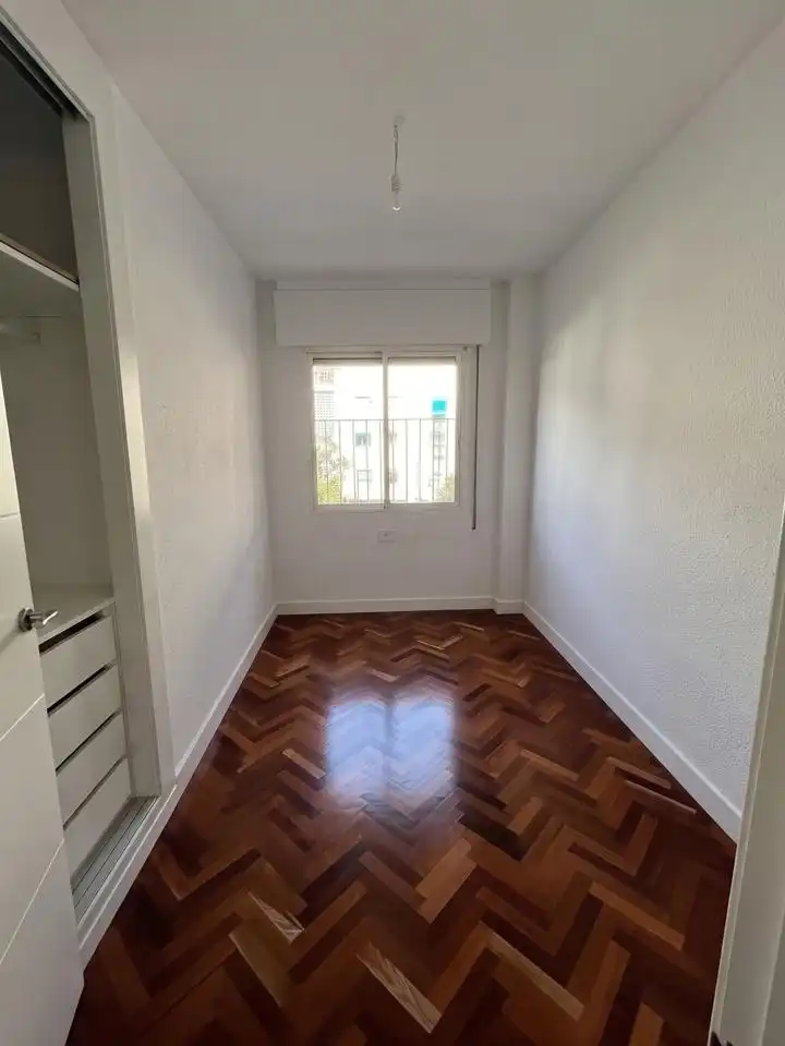 Dormitori de Pis en venda en Este