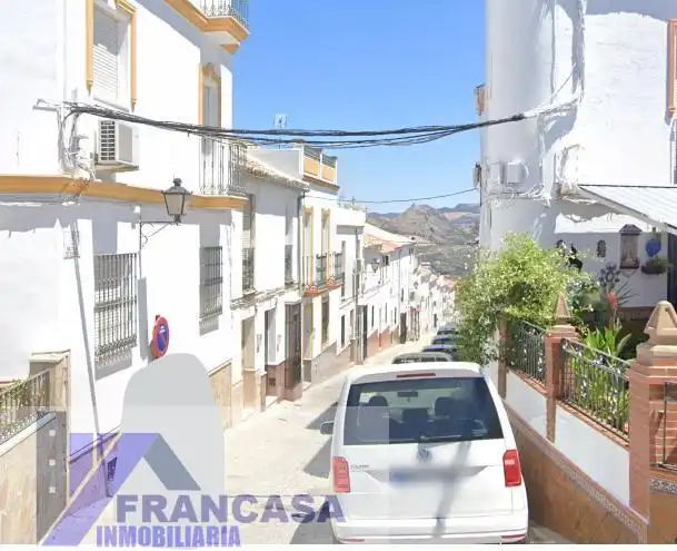 Casa in vendita a Olvera