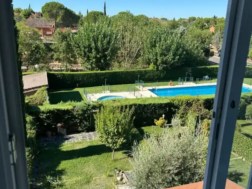 Piscina de Pis en venda en Monte Rozas