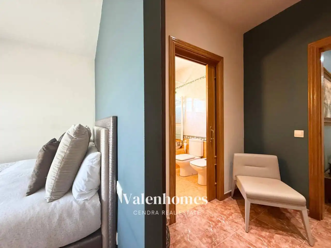 Habitación de Casa o chalet en venta en Vilanova del Vallès con Aire acondicionado, Calefacción y Jardín privado