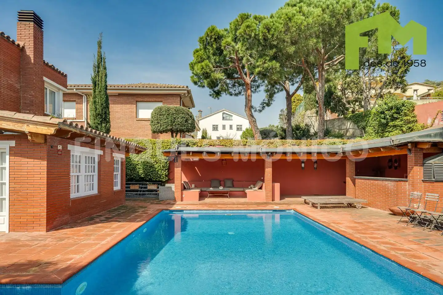Vista exterior de Casa o chalet en venta en Teià con Aire acondicionado, Calefacción y Jardín privado