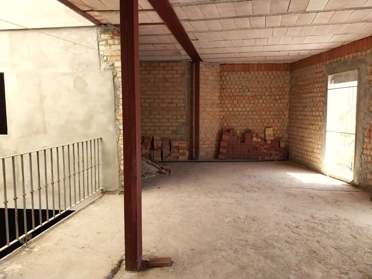 Piso en venta en Carmona