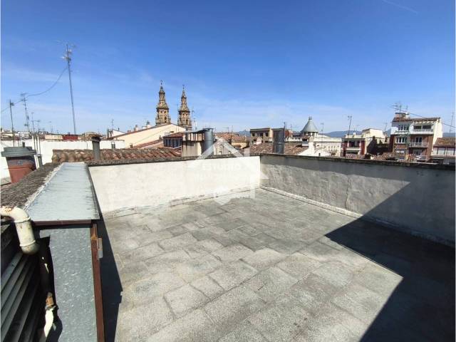 Piso en Venta en el carmen en Casco Antiguo