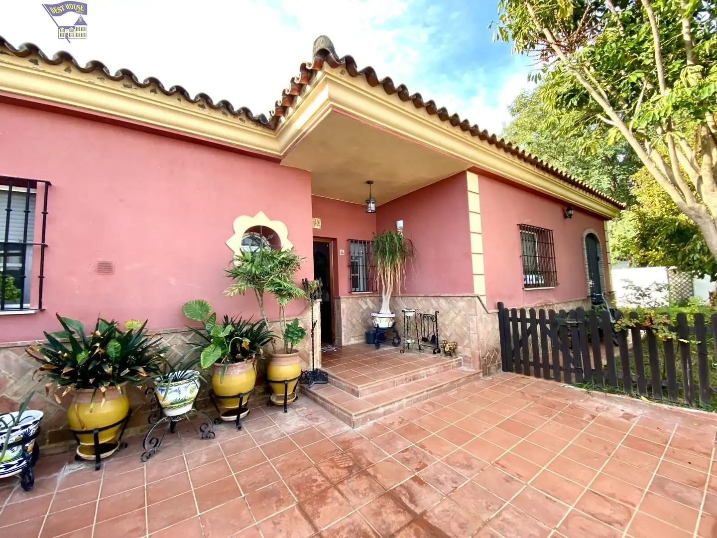 Vista exterior de Casa o xalet en venda en Arcos de la Frontera