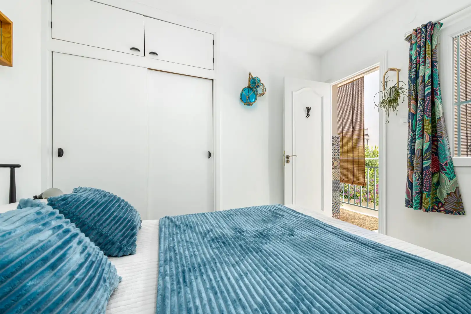 Dormitori de Casa o xalet en venda en Málaga amb Aire condicionat, Calefacció i Jardí privat