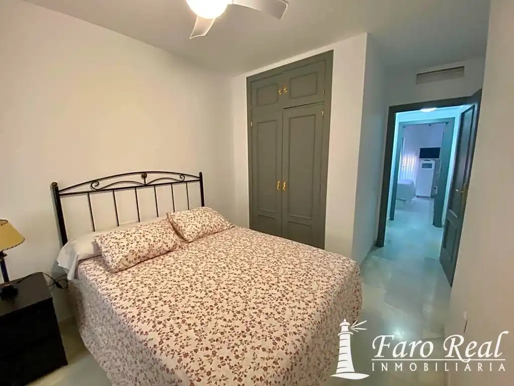 Habitación de Apartamento de alquiler en Sanlúcar de Barrameda con Aire acondicionado, Terraza y Amueblado