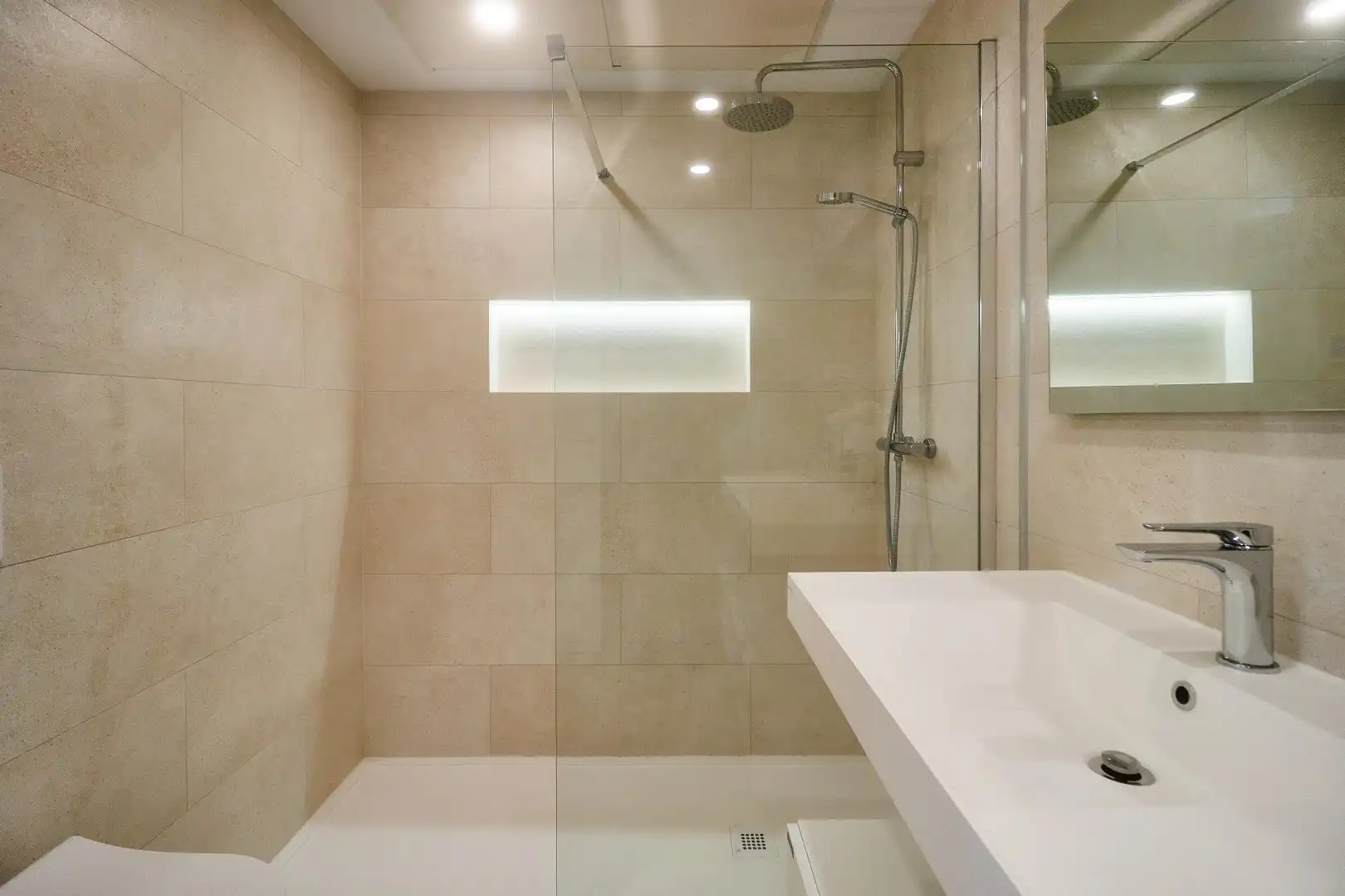 Mini appartamento con terrazza in vendita a Puerto Deportivo, imagen 38