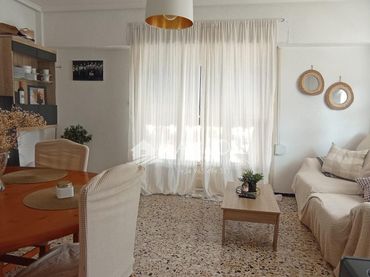 Apartament amb balcó en venda a Santa Pola ciudad
