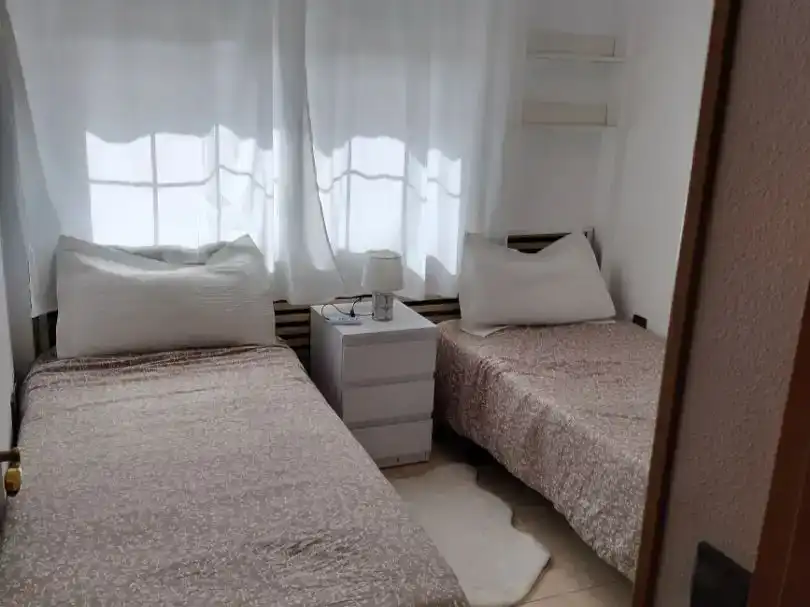 Schlafzimmer von Wohnung zur Miete in Adeje mit Klimaanlage