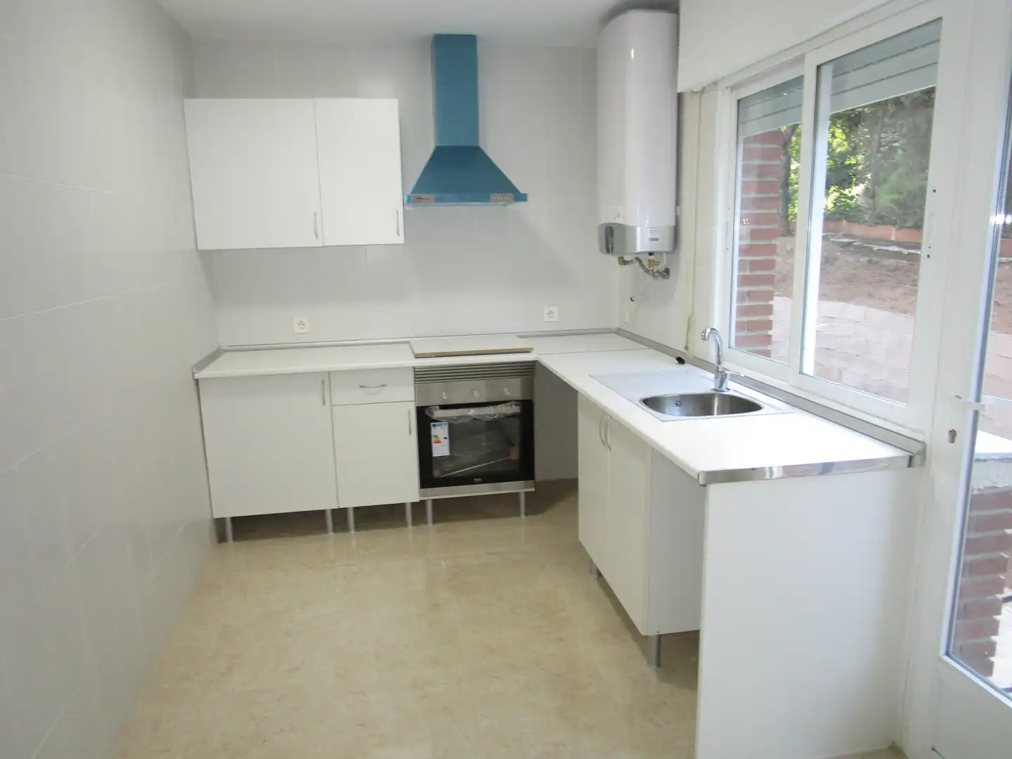 Cocina de Casa o chalet en venta en Villanueva del Pardillo con Calefacción, Jardín privado y Terraza
