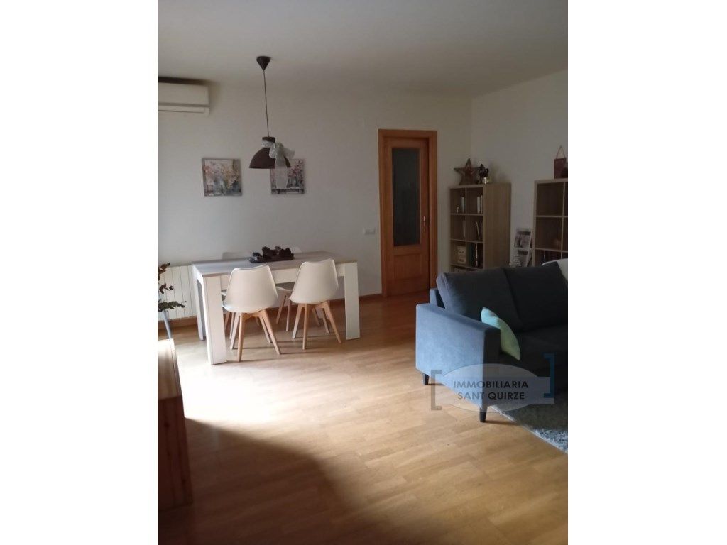 Sala d'estar de Pis en venda en Esplugues de Llobregat