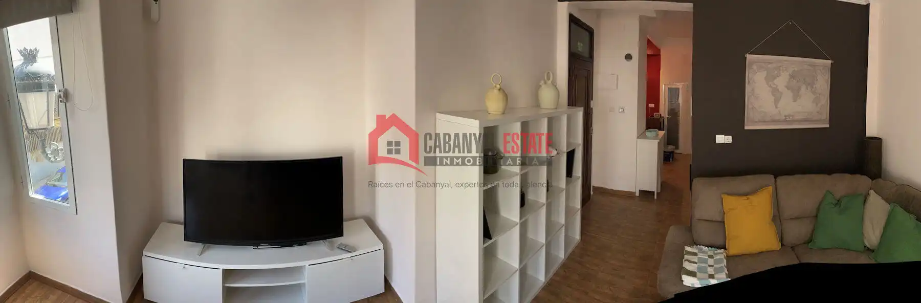 Living room of Apartments for sale in Valencia  with Air Conditioner, Furnished and Alarm