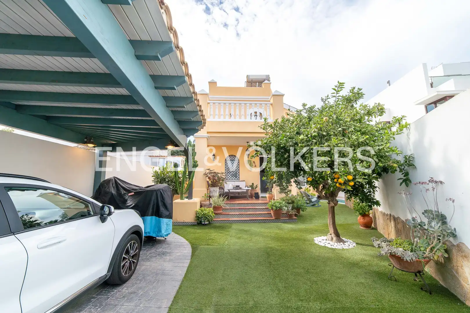Exterior view of Country homes for sale in San Fernando  with Heating, Private garden and Swimming Pool