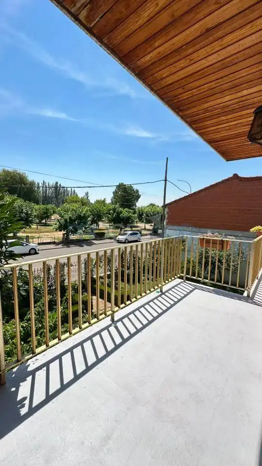 Terraza de Casa o chalet en venta en Carrizo con Calefacción, Jardín privado y Terraza
