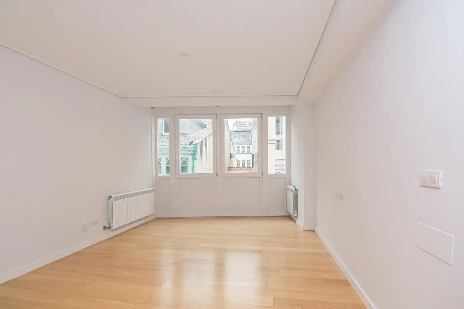 Wohnung mit Aufzug zum Verkauf in Calle Olmos 21, imagen 2