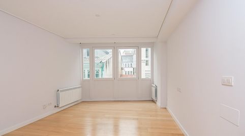 Foto 2 de Piso en venta en Calle Olmos, 21, Ciudad Vieja, A Coruña Capital