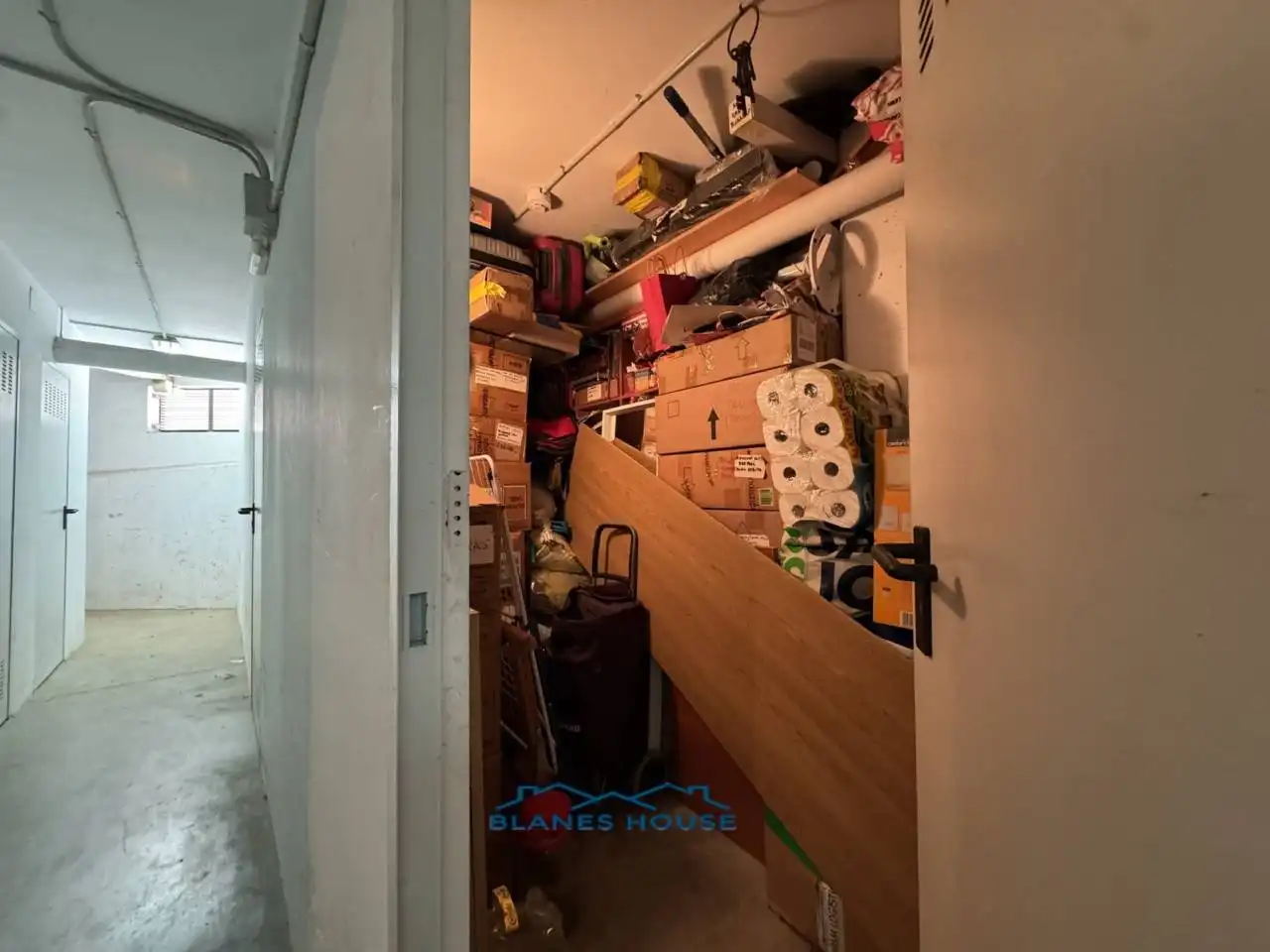 Flat for sale in Tordera  with Air Conditioner, Heating and Parquet flooring