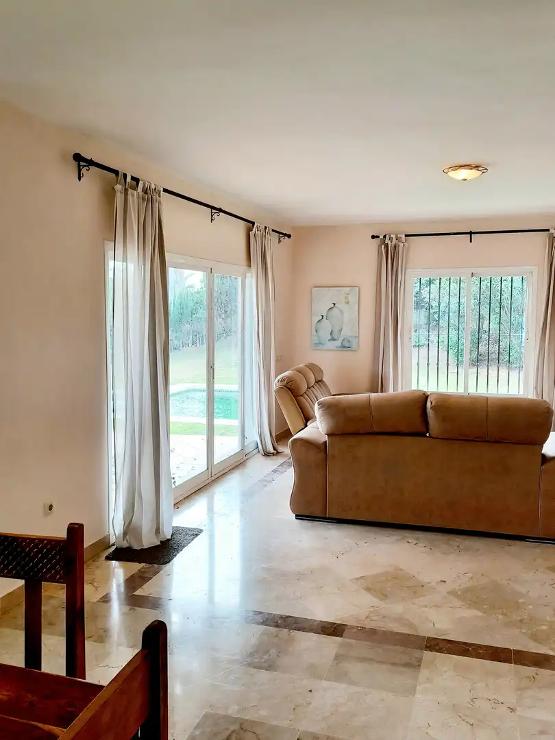Maison avec terrasse à vendre à La Alcaidesa, imagen 11