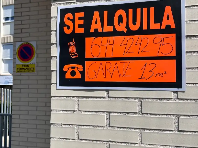 Garage zur Miete in Zaragoza