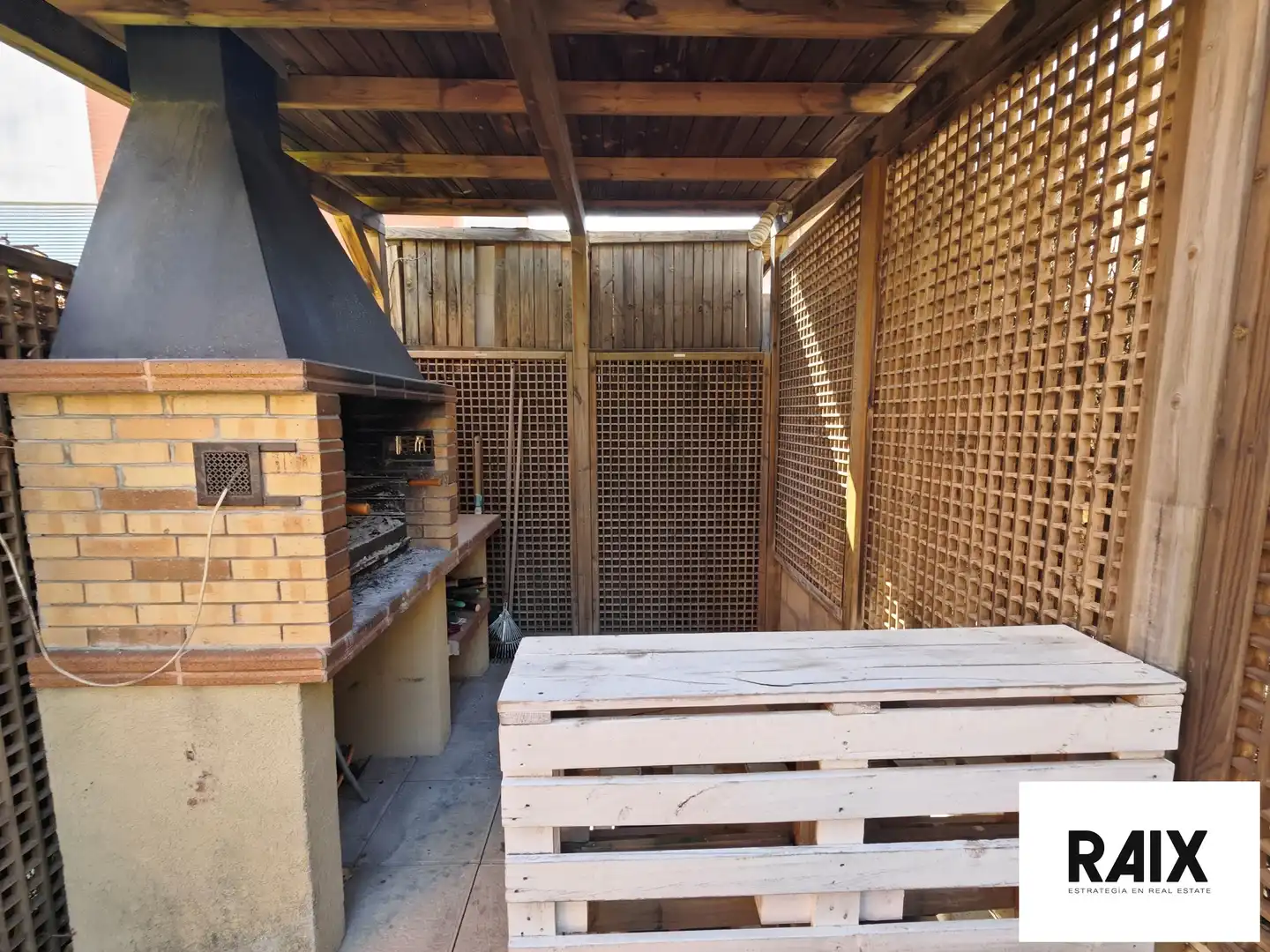 Casa adosada en venta en Carrer Garbi, Viladecavalls