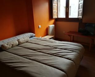 Bedroom of House or chalet for sale in Covarrubias