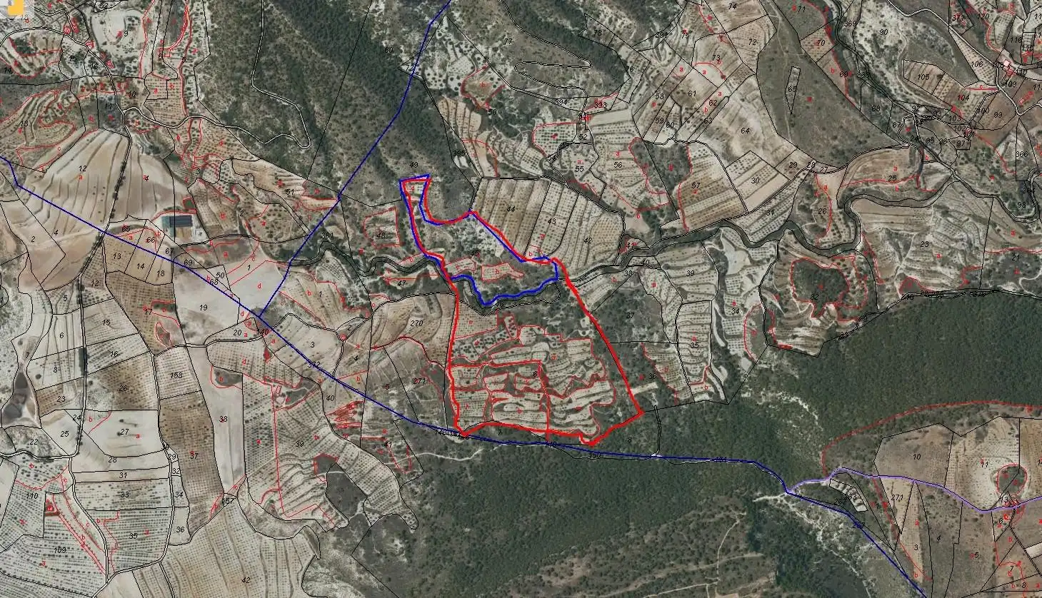 Lands and plots for sale in Mula