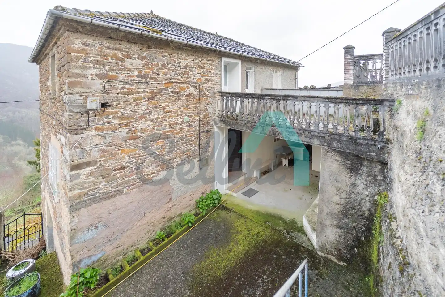 Vista exterior de Casa o chalet en venta en Illano con Calefacción, Jardín privado y Parquet