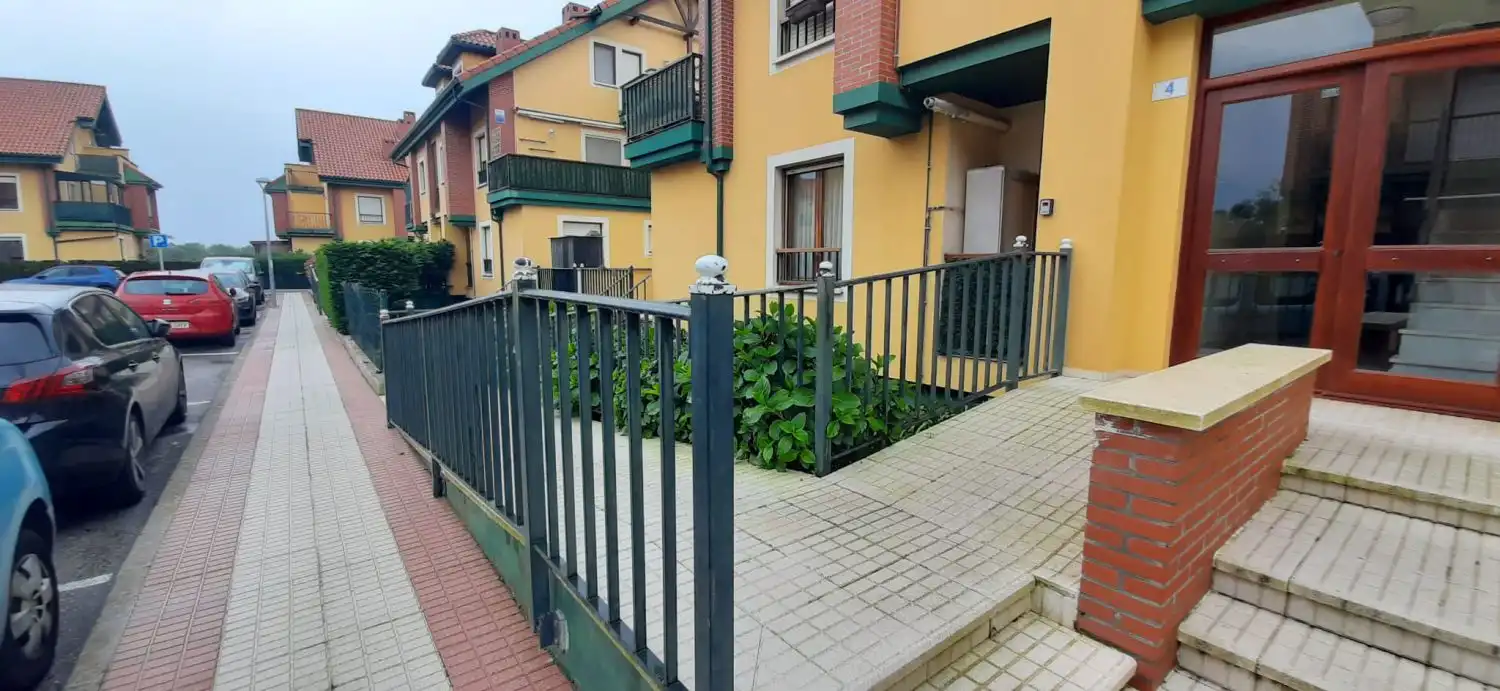 Exterior view of Ground floor for sale in Bárcena de Cicero  with Heating, Terrace and Storage room