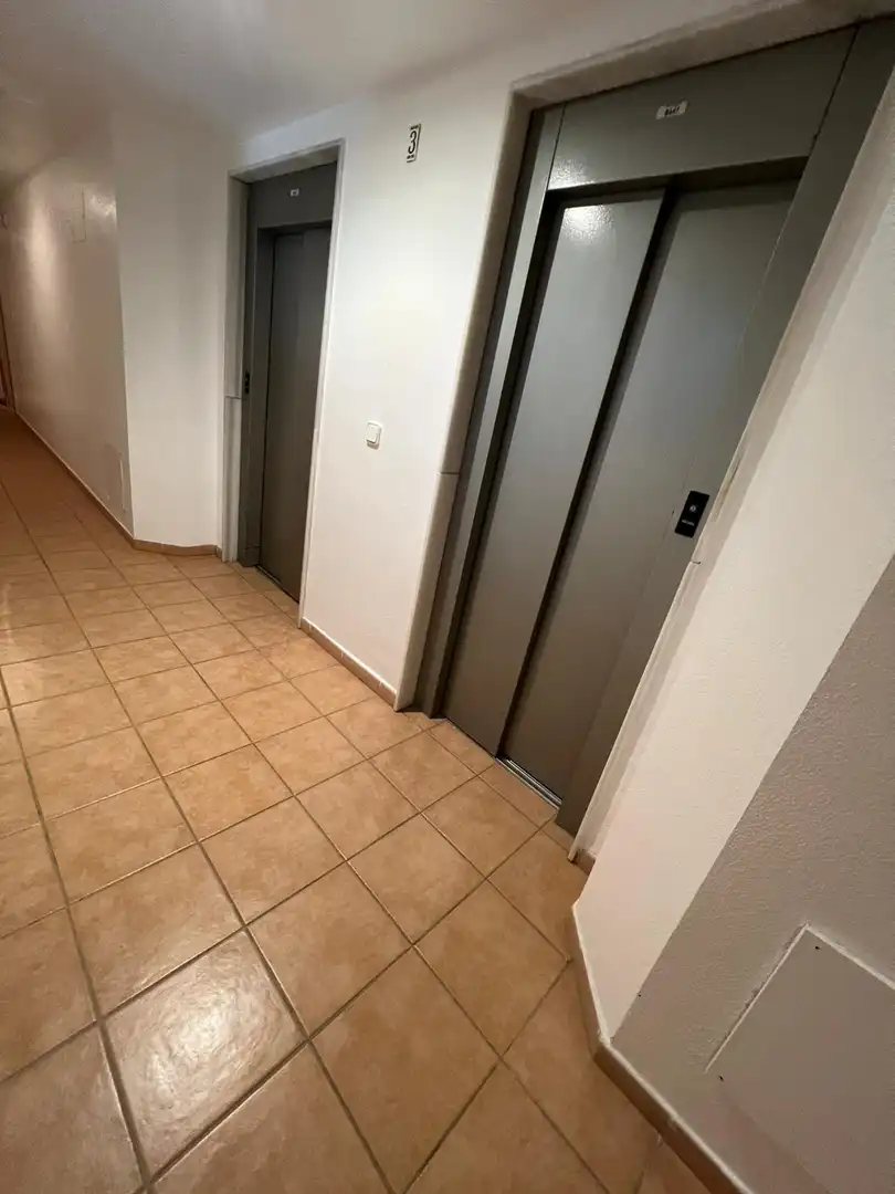 Apartamento en venta en Torrevieja con Jardín privado, Terraza y Amueblado