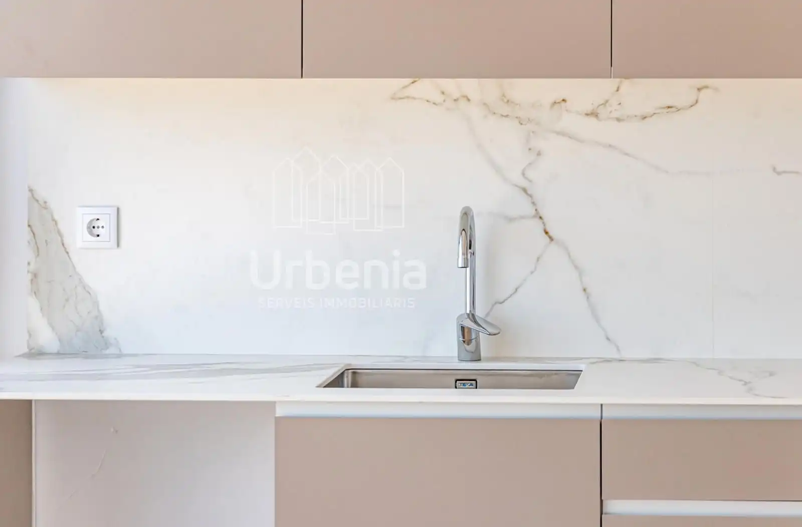 Cocina de Casa o chalet en venta en Calonge i Sant Antoni con Aire acondicionado, Calefacción y Jardín privado