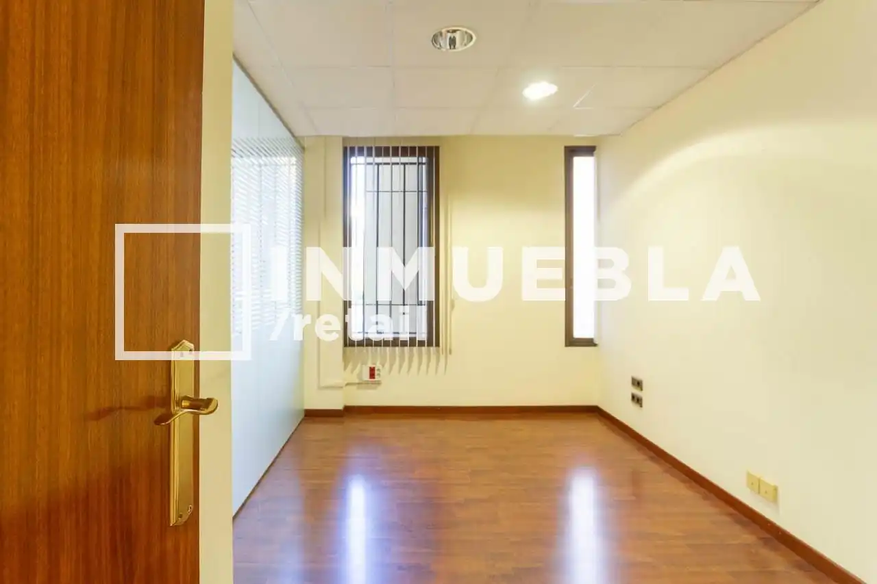 Office space with lift to rent in Valencia, imagen 10