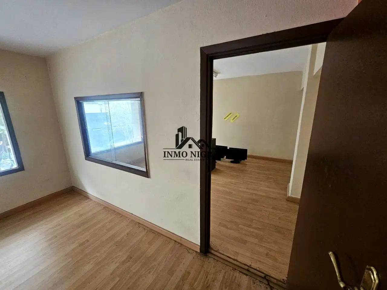 Local comercial de lloguer a Rúa López Mora, imagen 2