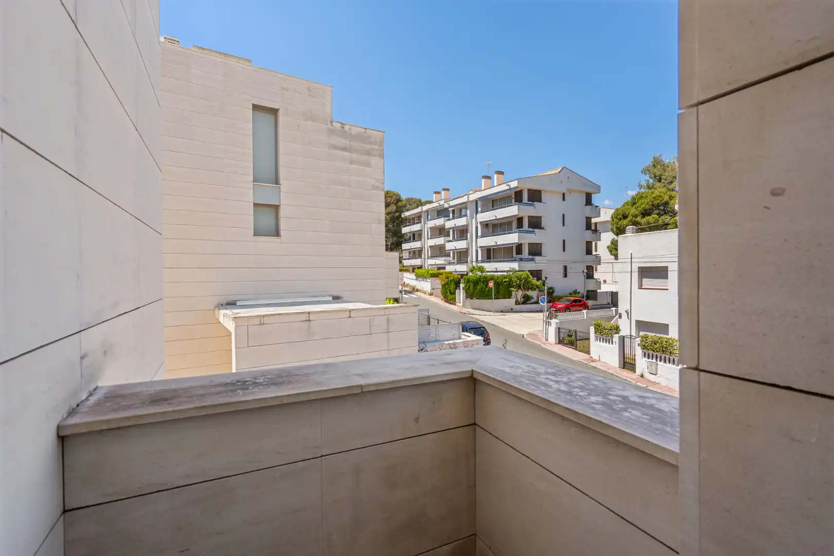 Vista exterior de Casa adosada en venta en Torredembarra con Aire acondicionado, Calefacción y Parquet
