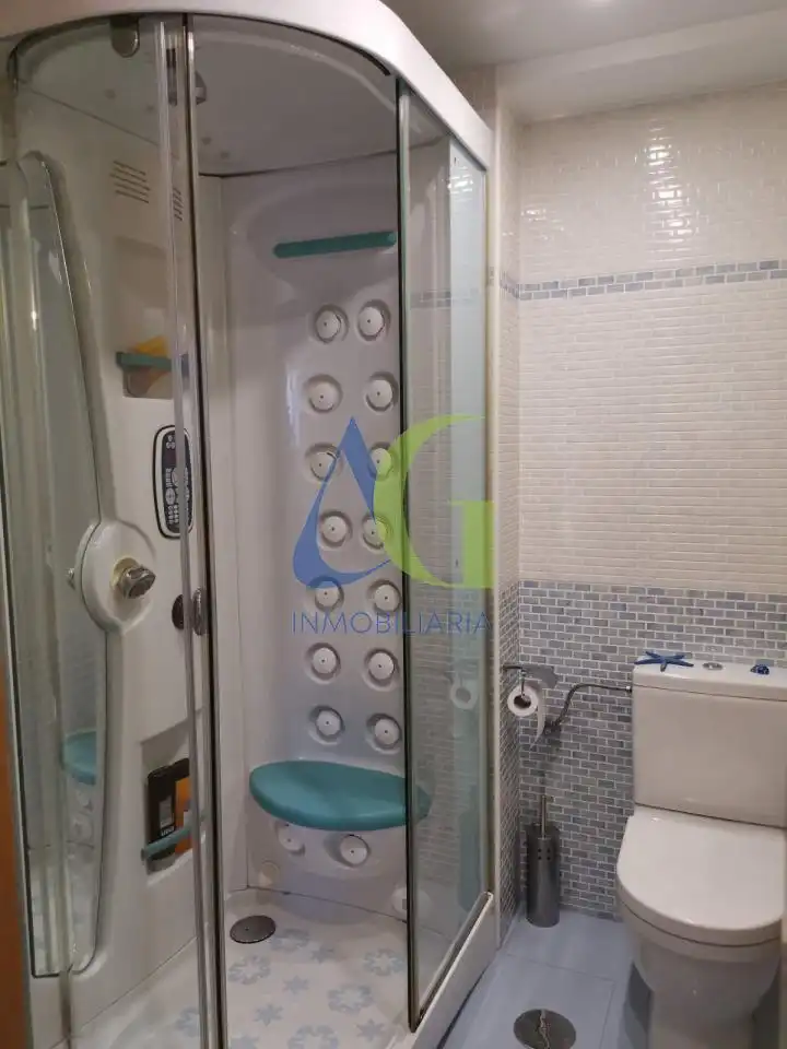 Baño de Piso en venta en León Capital  con Calefacción, Parquet y Terraza