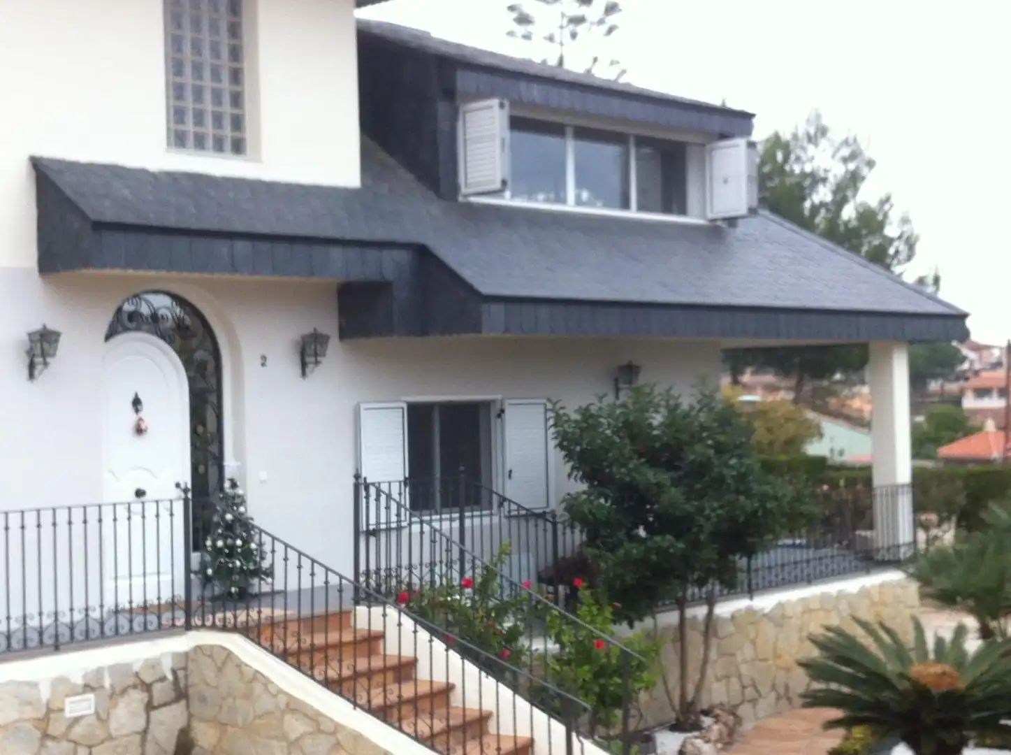 Vista exterior de Casa o chalet en venta en Chiva con Calefacción, Jardín privado y Piscina