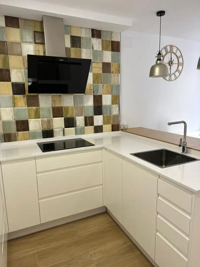 Appartement compact avec terrasse à louer à Paseo Marítimo Rey de España, imagen 5