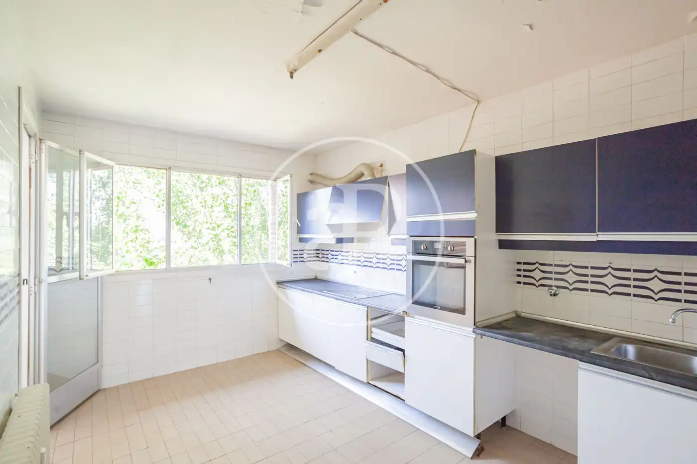 Kitchen of Flat for sale in Majadahonda  with Heating, Private garden and Terrace