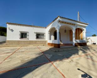 Exterior view of House or chalet for sale in Chiclana de la Frontera  with Private garden, Terrace and Storage room