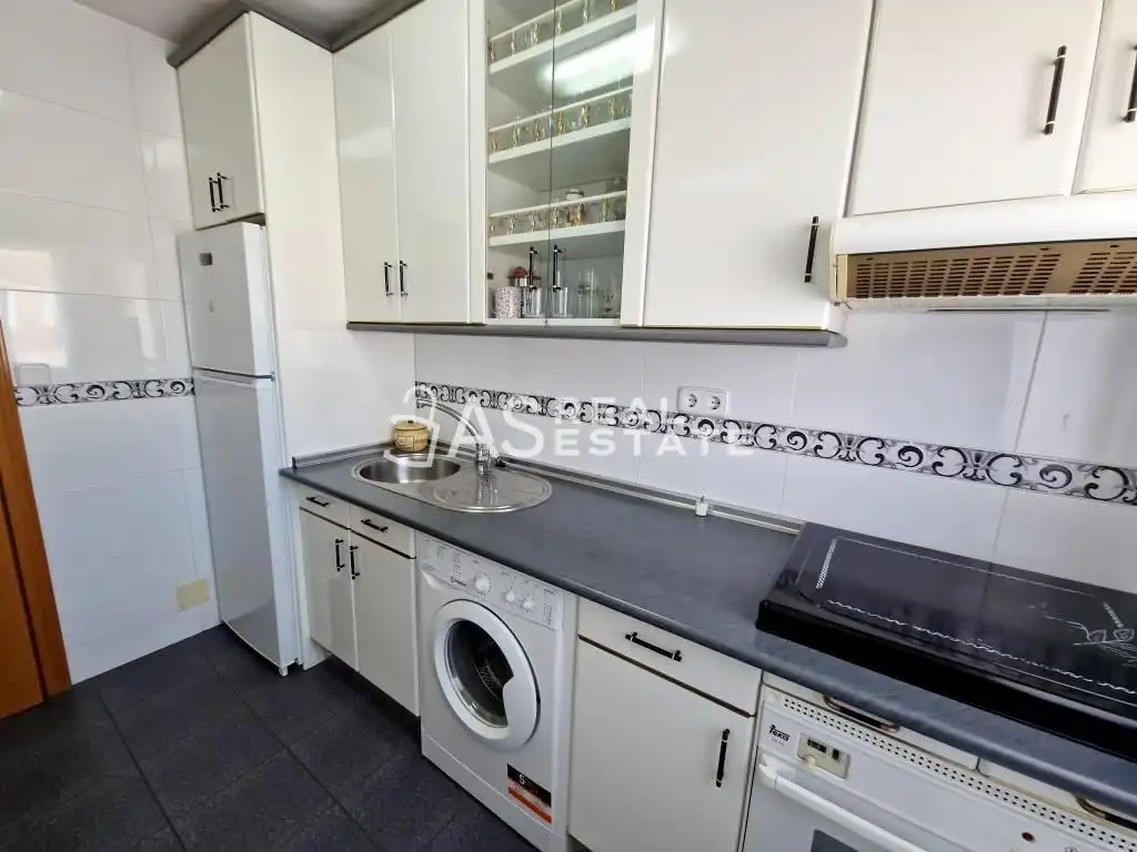 Küche von Wohnung zum Verkauf in Móstoles mit Möbliert