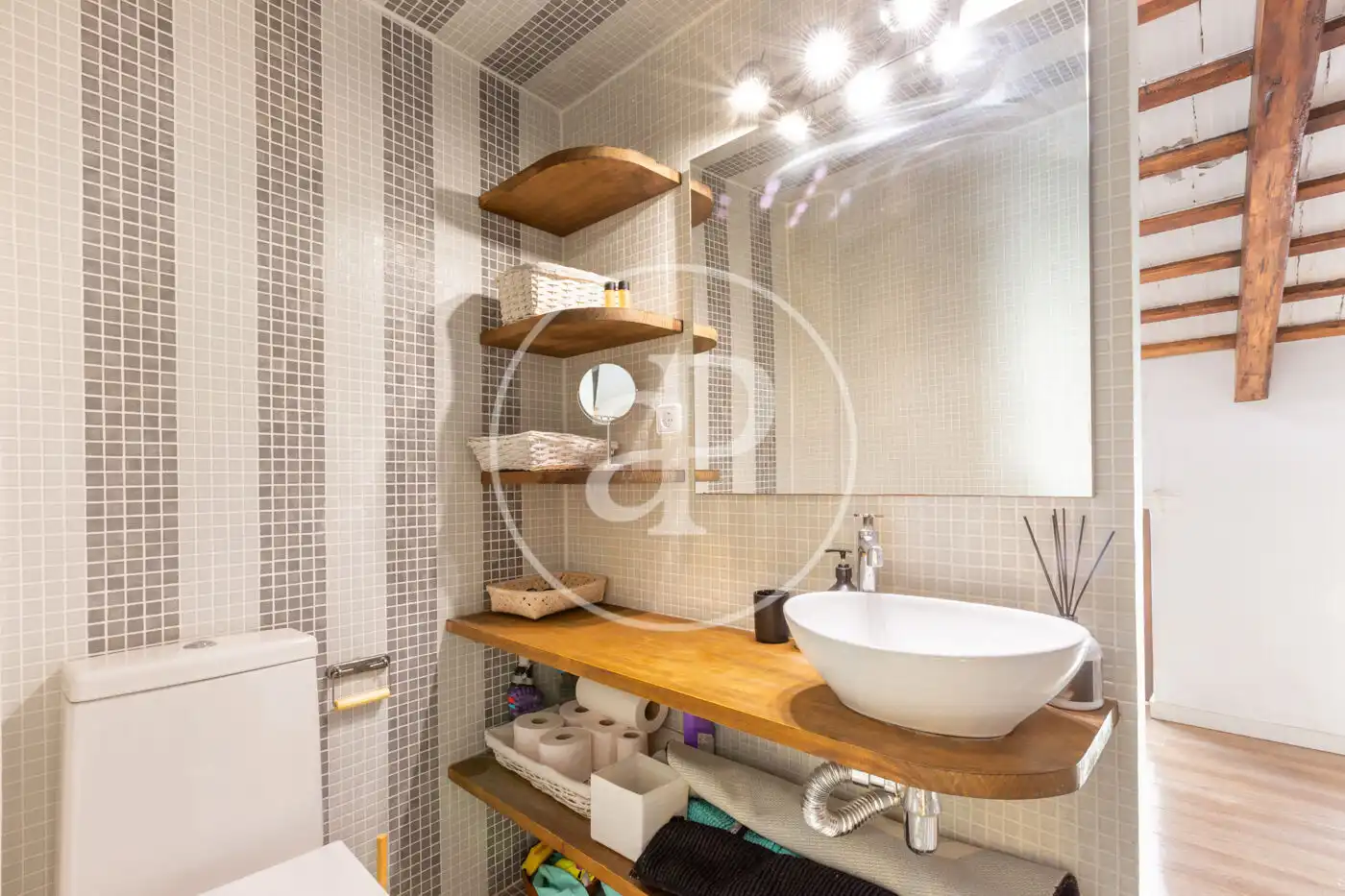 Badezimmer von Einfamilien-Reihenhaus zum Verkauf in Valencia mit Klimaanlage, Heizung und Terrasse