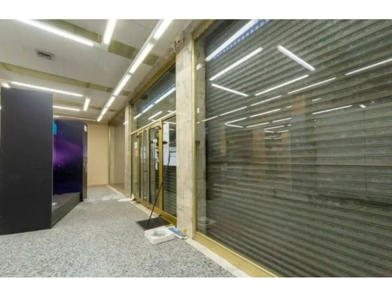 Business premises for sale in Hostal, imagen 3