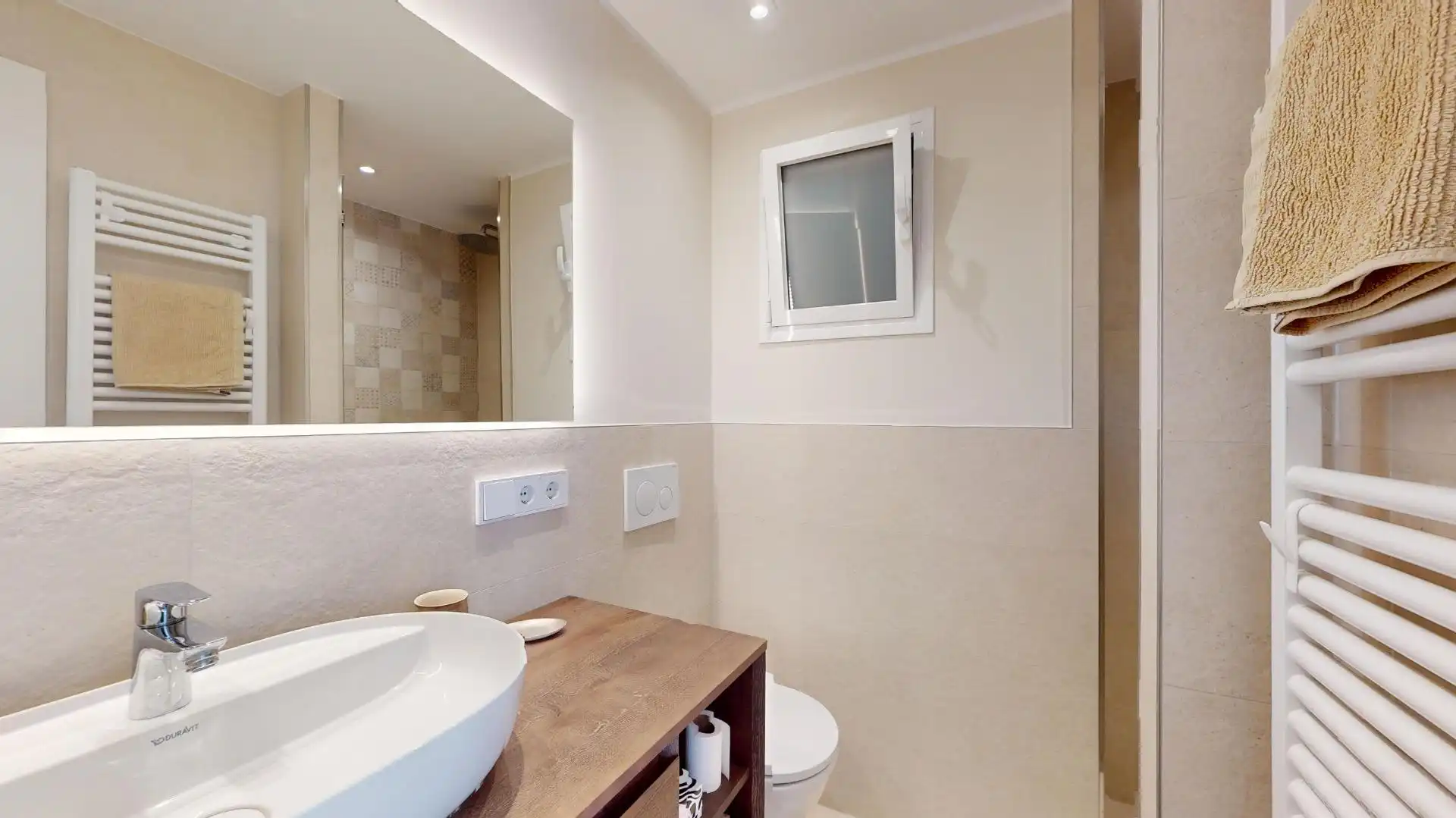 Baño de Piso en venta en  Palma de Mallorca con Aire acondicionado, Calefacción y Terraza