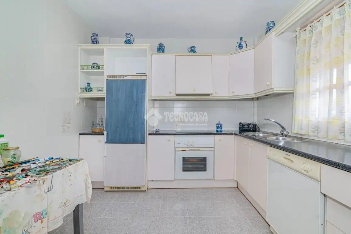Kitchen of Houses for sale in Loja  with Air Conditioner, Terrace and Balcony